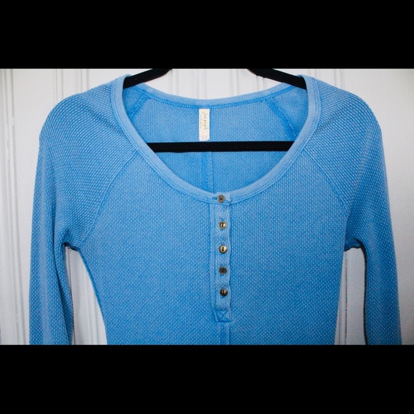 •FREE PEOPLE• Alpine Cuff Newbie Blue Thermal - Picture 3 of 6